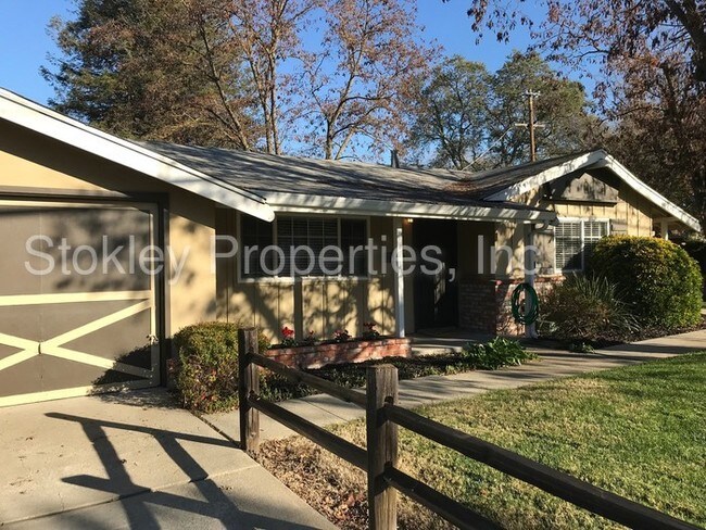 Building Photo - 235 Boyd Rd