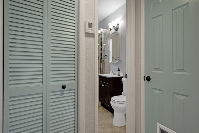 Photo - 1417 N Andrews Ave House