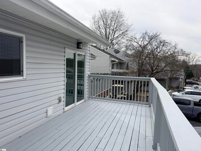 Foto del edificio - 36 Spinnaker Ct