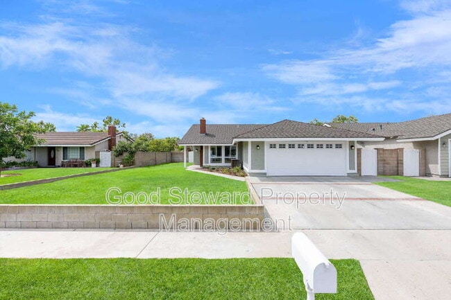 Photo - 5351 Westmoreland Dr House
