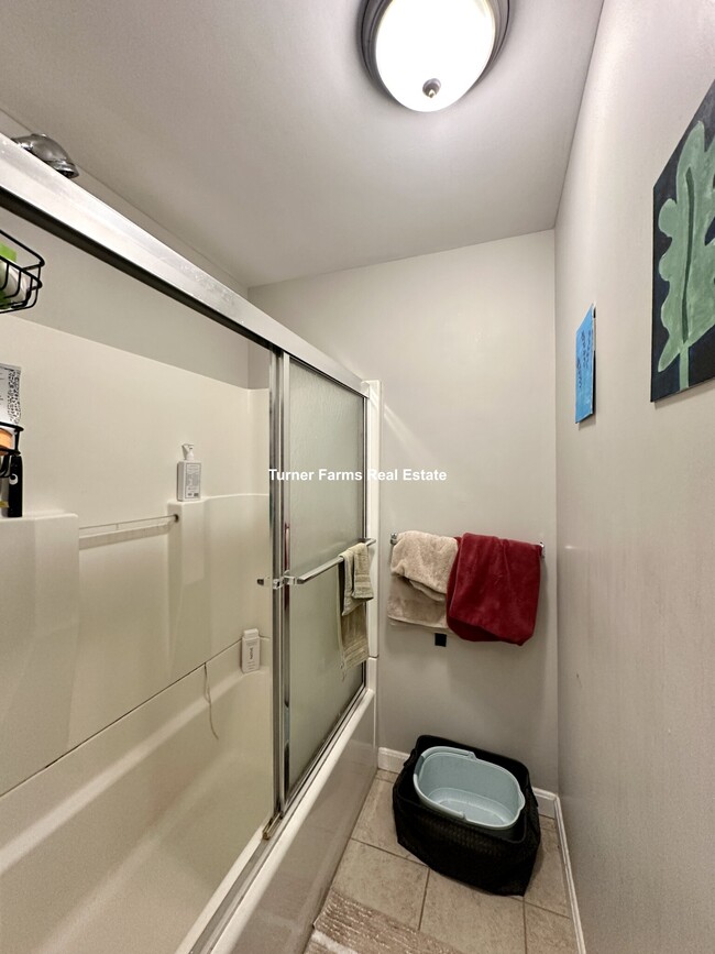 Foto del edificio - 344 Putnam Ave