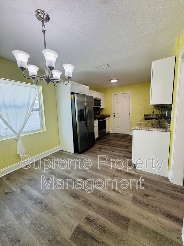 Foto del edificio - 811 21st St S