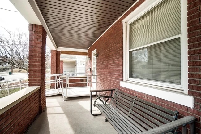 Photo - 3317 Wunder Ave Apartments