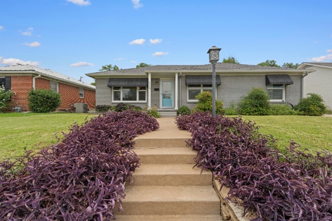 Building Photo - 1113 N New Rd