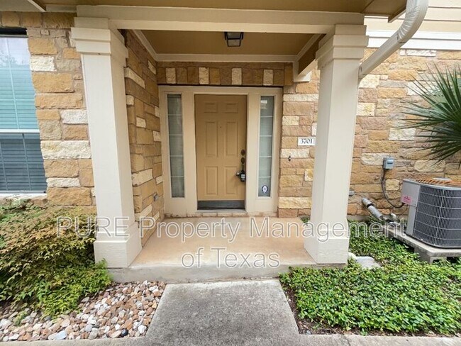 Foto del edificio - 16100 S Great Oaks Dr