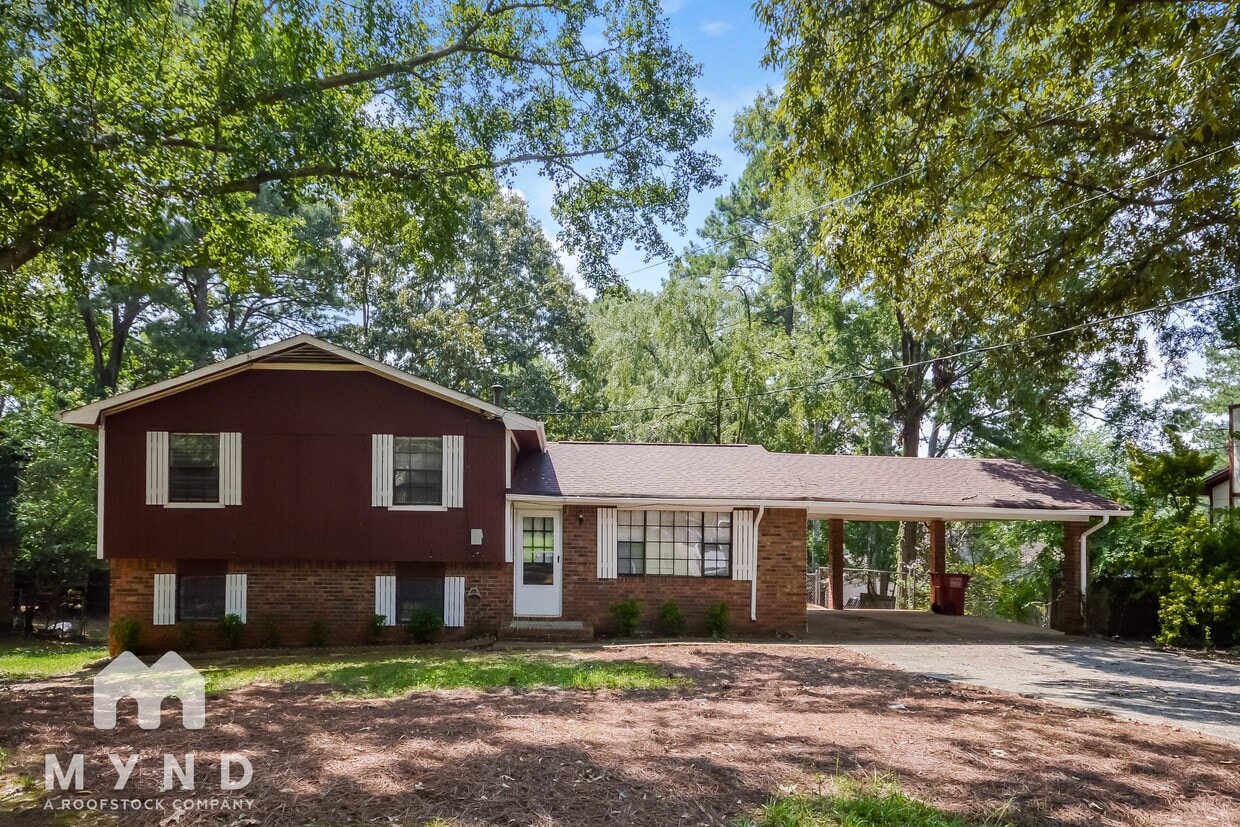Primary Photo - 3553 Charlotte Dr