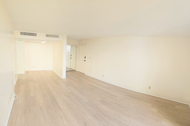 Foto del edificio - 311 ?Ohua Ave