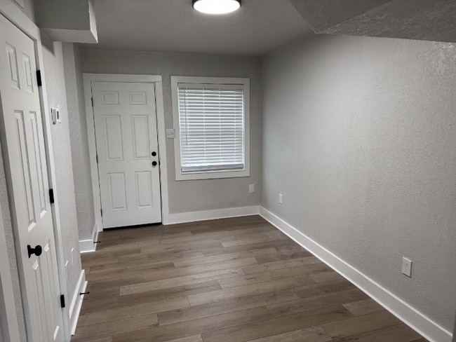Building Photo - 5130 Dandy Ct