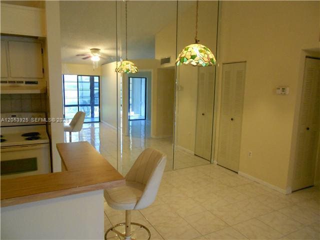 Foto del edificio - 829 NE 199th St
