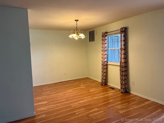 Foto del edificio - 50 Greenhouse Rd