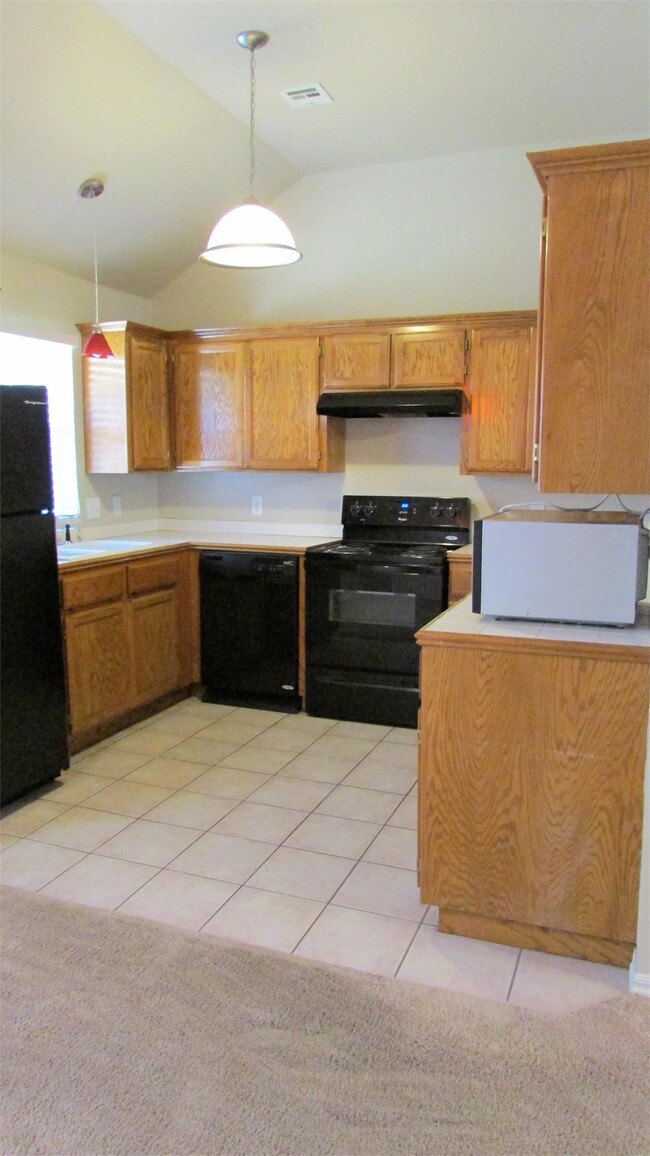 Foto del edificio - 652 NW 120th St