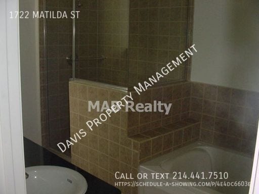 Building Photo - 1722 Matilda St