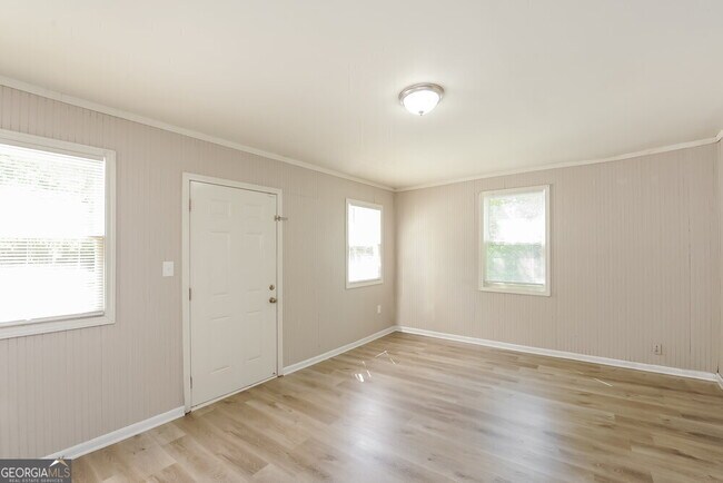 Foto del edificio - 1255 Skyhaven Rd SE