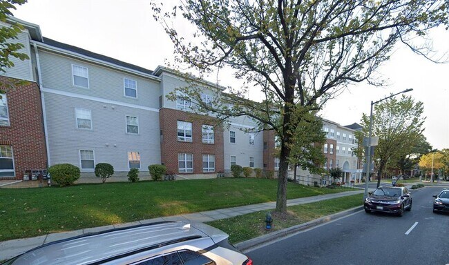 Foto del edificio - 5233 North Capitol St NW