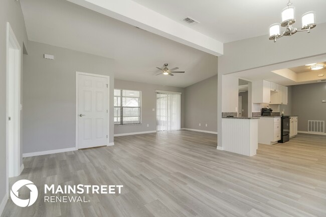 Building Photo - 1728 Victory Palm Dr