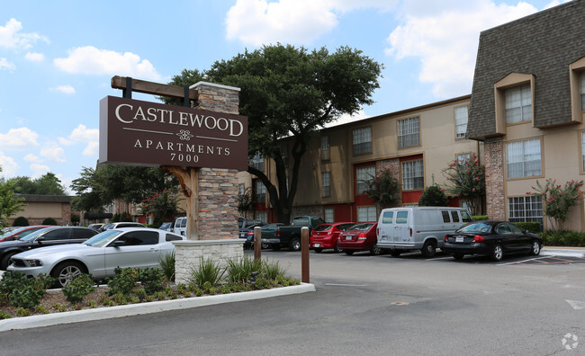 Foto del edificio - Castlewood Apartments