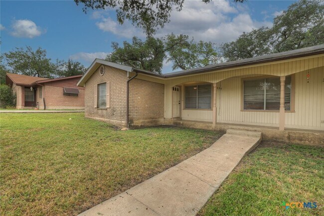 Foto del edificio - 334 Craddock Ave