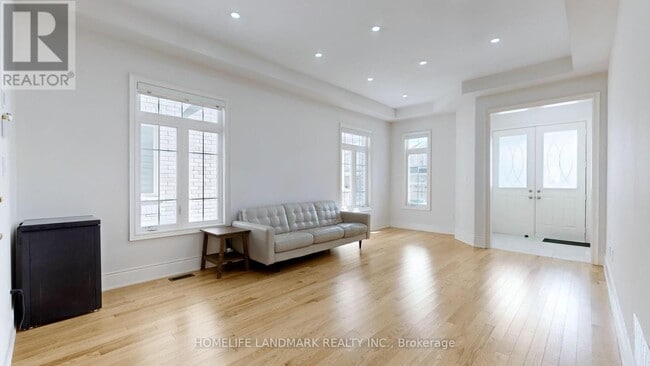 Building Photo - 208 Wesmina Ave