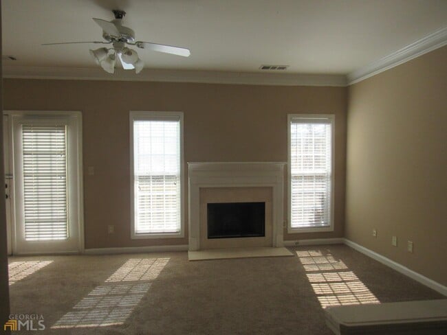 Building Photo - 2733 Rocky Ct