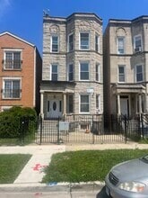 Building Photo - 1909 S Spaulding Ave