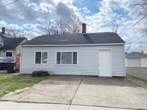 Building Photo - 1701 1/2 Morton Ave