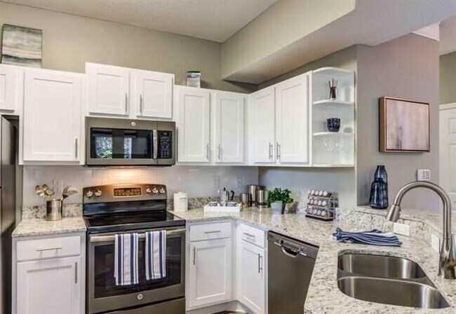 Foto del edificio - 1 bedroom in Alpharetta GA 30004