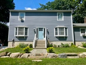 Building Photo - 15 Old Witch Ct