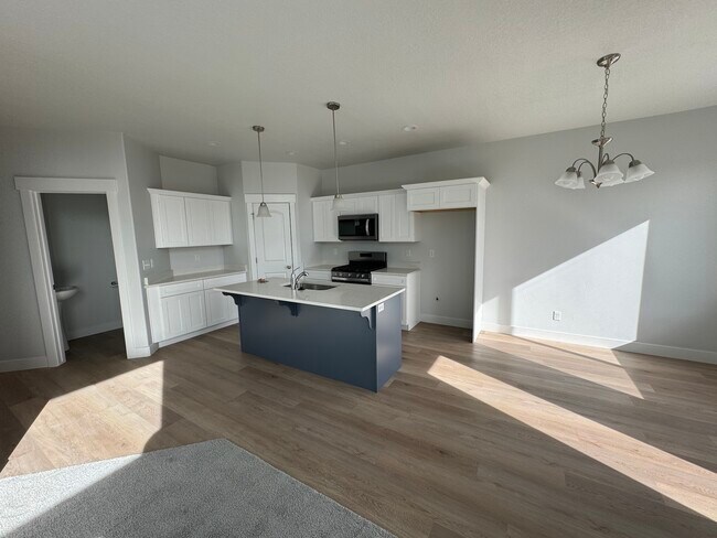 Foto del edificio - 3783 Big Horn Dr