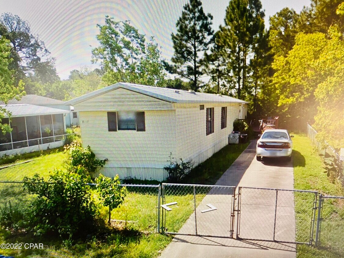 7117 Beachwood Blvd, Panama City Beach, FL 32407 House for Rent in