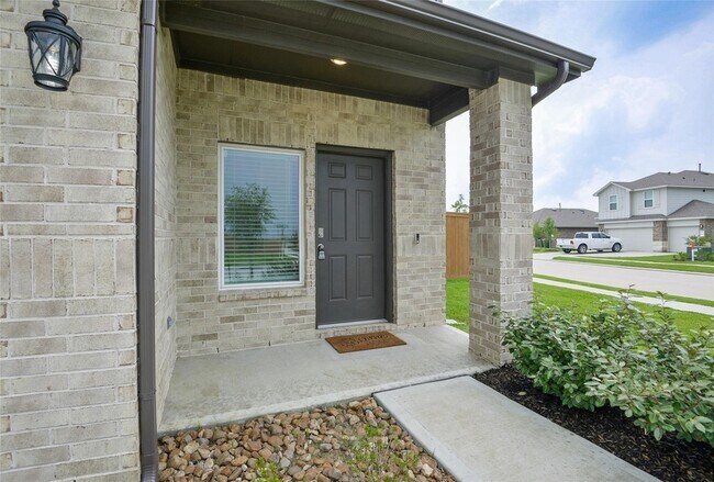 Building Photo - 1055 Llano Trl