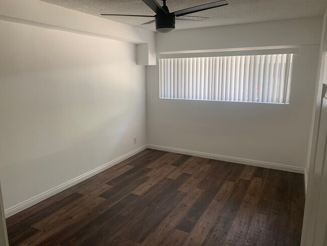Foto del edificio - 10839 Morrison St