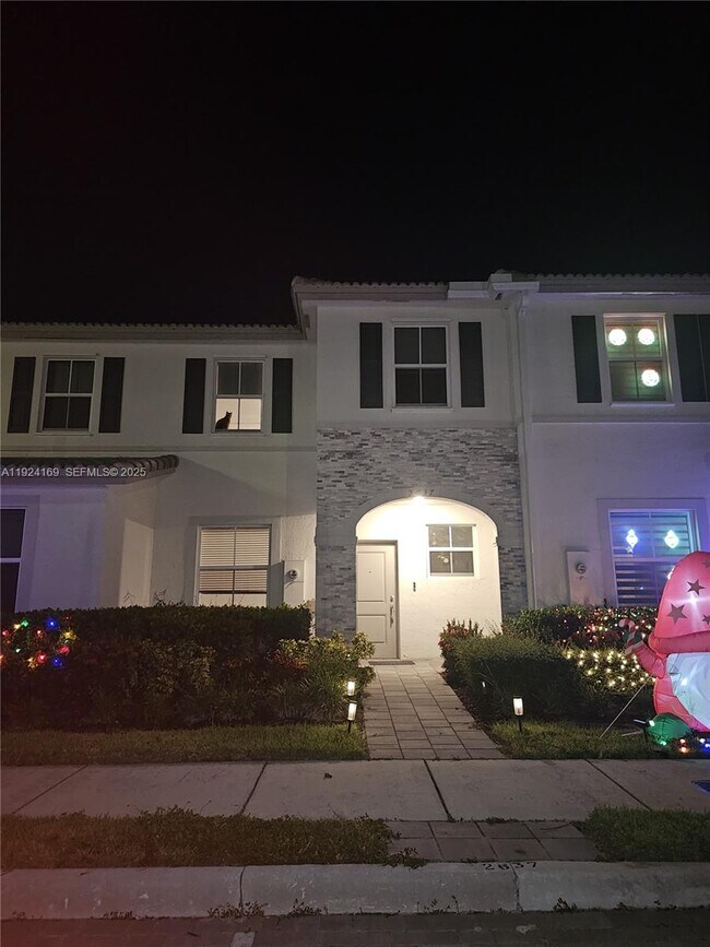 Foto del edificio - 2637 SE 17th St