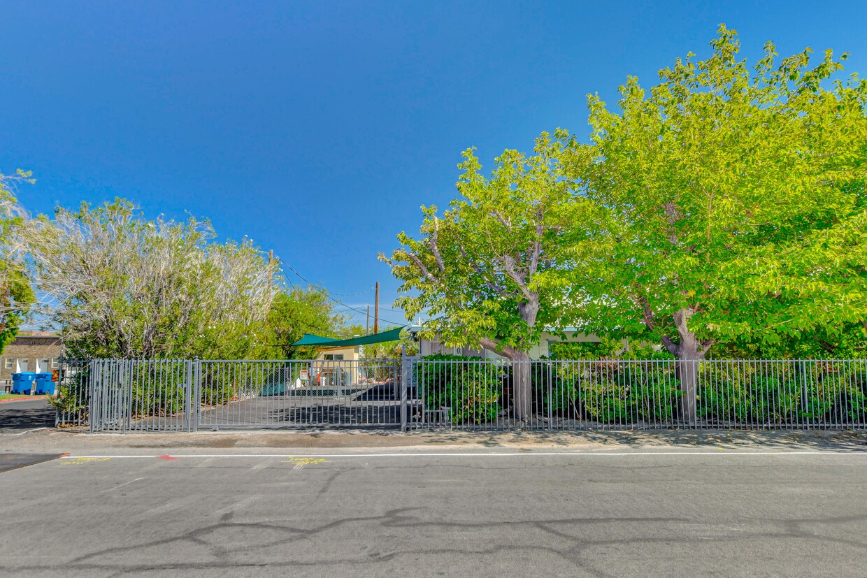 Street view 1768 Willow Trail - 1768 Willow Trl
