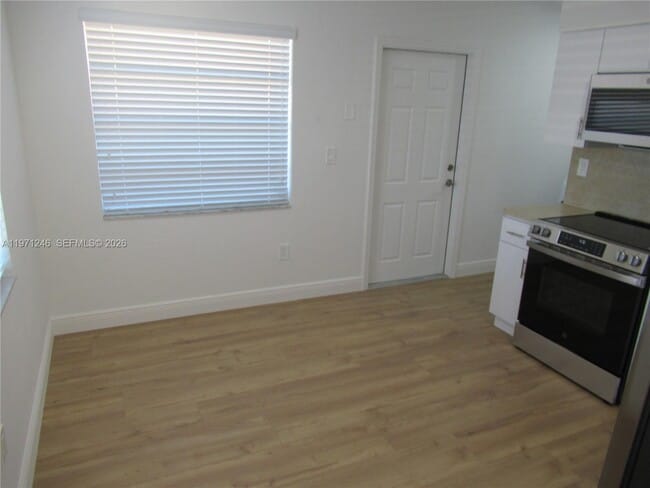 Foto del edificio - 3666 SW 25th Ter