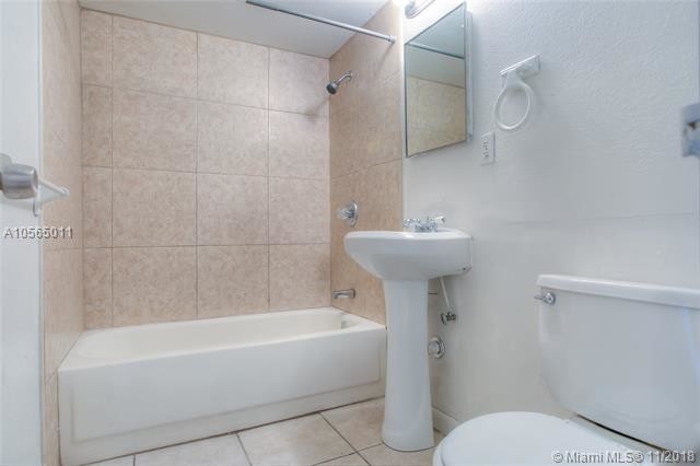 Foto del edificio - 6004 SW 68th St