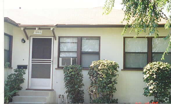 Primary Photo - 1803-1807 W Alameda Ave