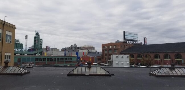 Building Photo - 1185 Boylston St