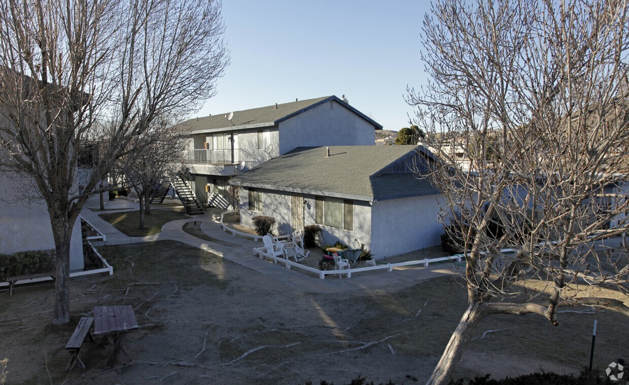 Foto principal - 15814 Olalee Rd