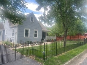 Building Photo - 2355 Maple Ave