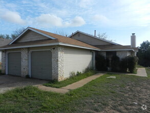 Building Photo - 402.404 Cypress Ln