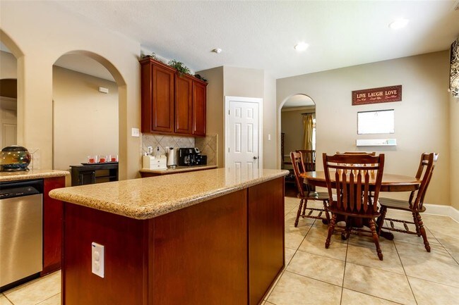 Building Photo - 25641 Peppermill Creek Dr
