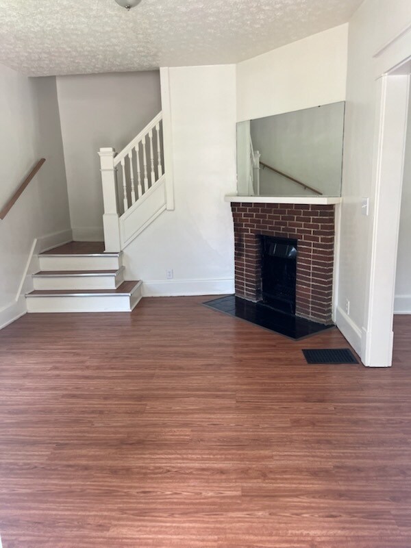 Foto del edificio - 4920 Plainville Rd