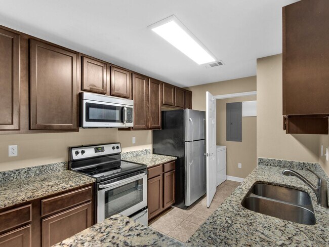 Building Photo - The Residences at Cypress Preserve Beautif...