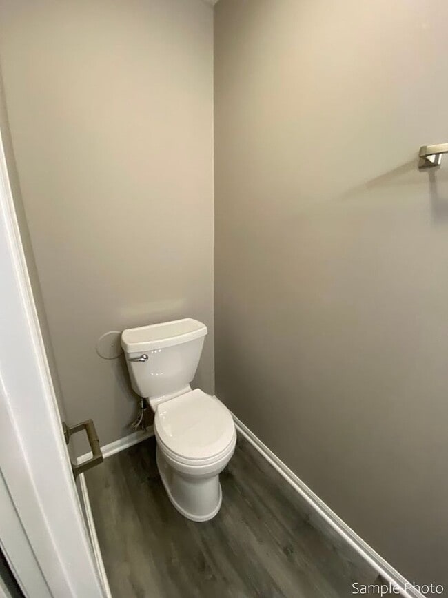 Interior Photo - Bristol Cove Apartments LLC