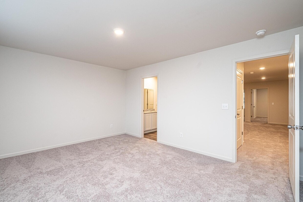 Building Photo - 1921 Tranquility Cir