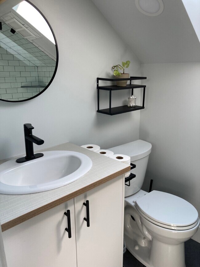 Foto del edificio - 1021 S 1000 E