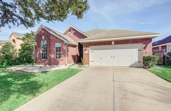 Building Photo - 814 N Elder Grove Dr