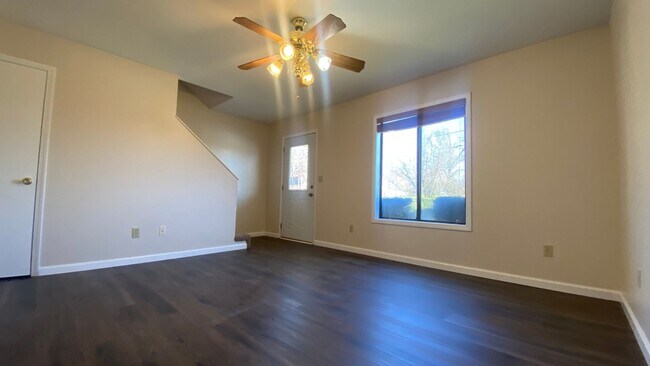 Foto del edificio - 176 Vickie Lynn Ln