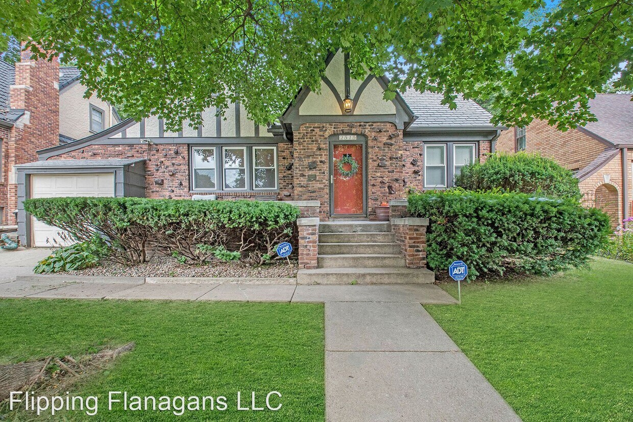 2515 N 53rd St, Omaha, NE 68104 - House Rental in Omaha, NE ...
