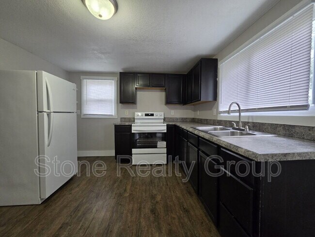 Foto del edificio - 906 Blackman St